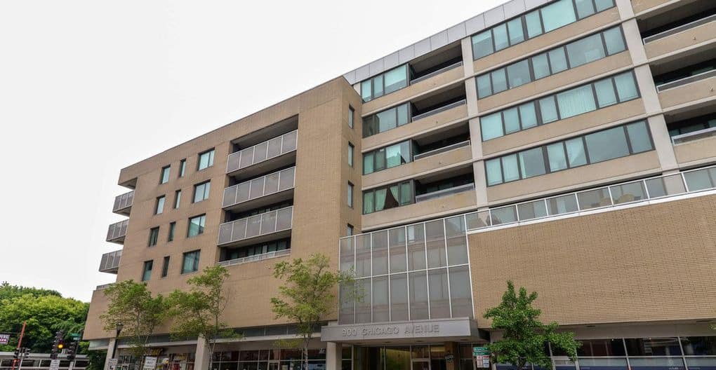 900 Chicago Ave, Evanston, IL 60202 » Zentro
