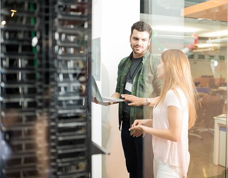 How does fixed wireless internet work?